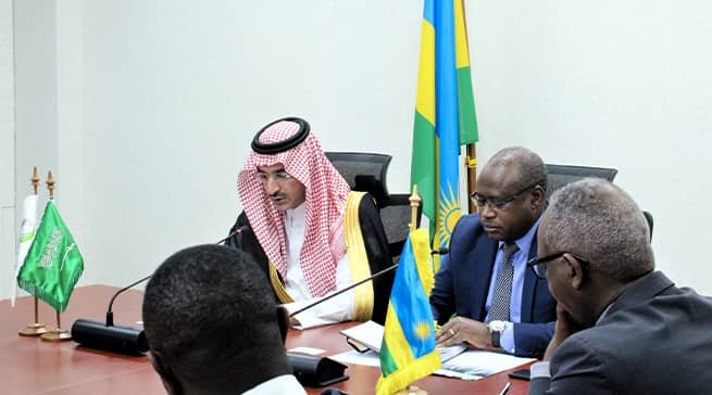 U Rwanda rwasinyiye inguzanyo ya miliyoni 20$ yo gukwirakwiza ...